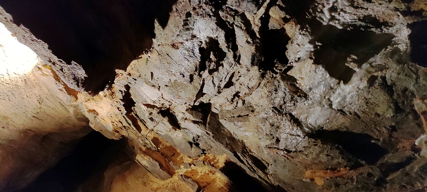 jeskyne 8