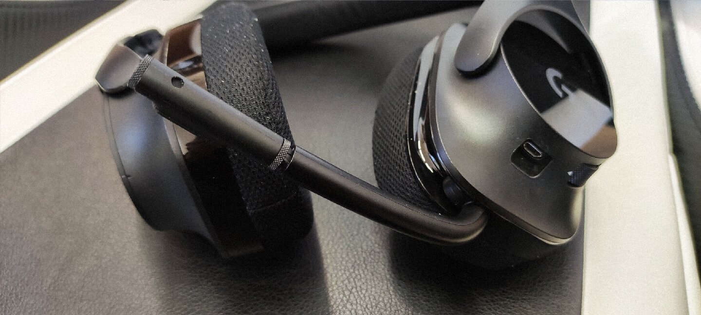 Herní sluchátka Logitech G533